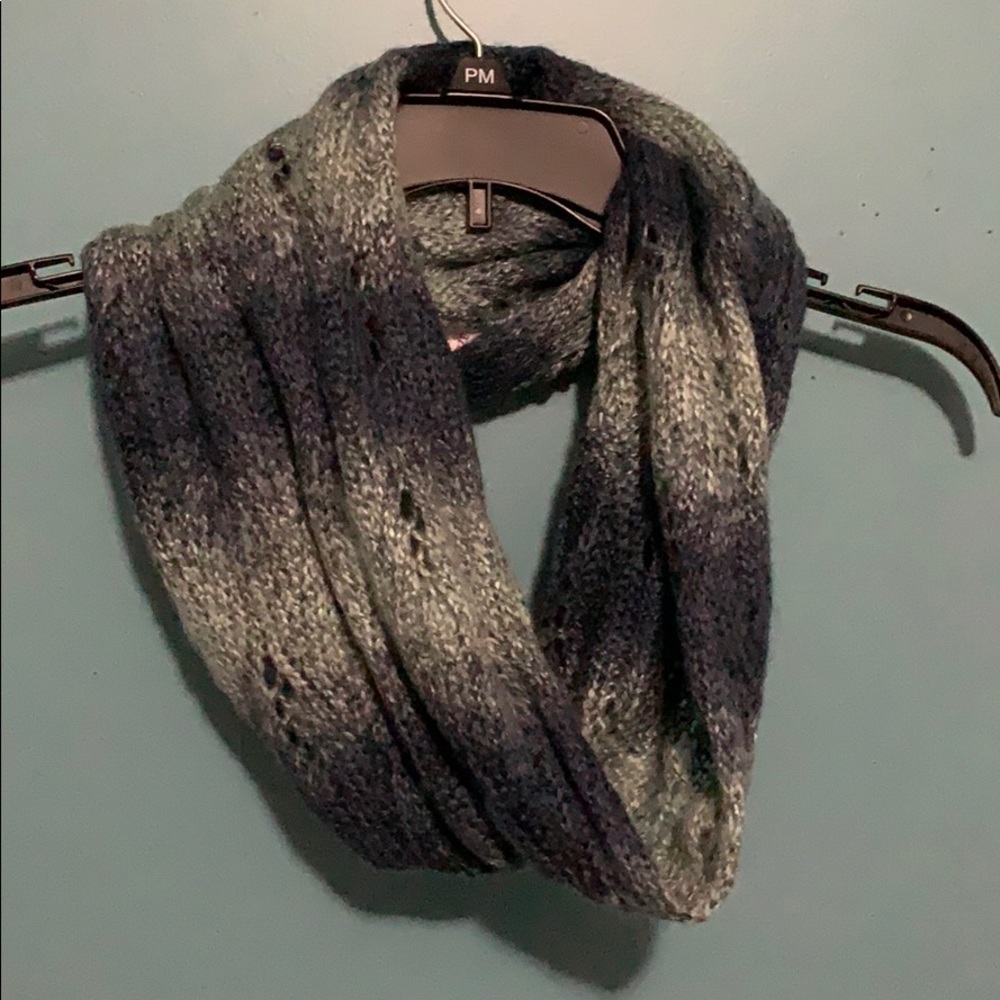 Teal shades infinity scarf